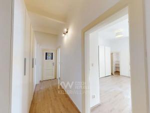 Pronájem bytu 2+kk, Praha - Nusle, Na Pankráci, 50 m2