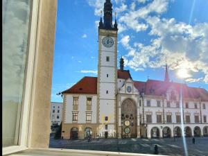 Pronájem kanceláře, Olomouc, Horní náměstí, 94 m2