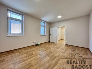 Pronájem bytu 2+kk, Hodonín, Národní třída, 35 m2