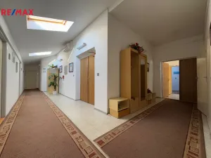 Prodej komerční nemovitosti, Kunovice, Osvobození, 3040 m2