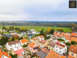 Prodej činžovního domu, Kamenné Žehrovice, Karlovarská třída, 560 m2