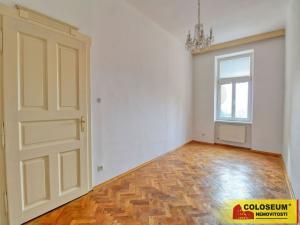 Pronájem bytu 3+1, Znojmo, náměstí Republiky, 96 m2