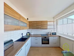 Prodej bytu 3+1, Karlovy Vary, Spálená, 80 m2