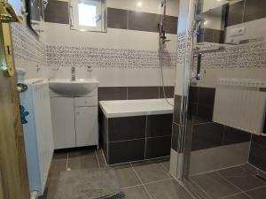 Prodej chalupy, Kozlovice, 155 m2