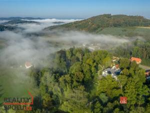 Prodej historického objektu, Neveklov, Jablonná, 1850 m2