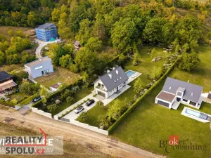 Prodej pozemku pro bydlení, Beroun, samota Na Vinici, 3833 m2