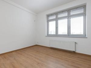 Pronájem bytu 1+kk, Praha - Libeň, Českomoravská, 35 m2