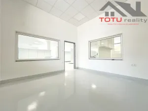 Pronájem obchodního prostoru, Jaroměř, Jezbinská, 404 m2