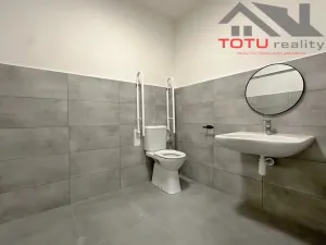 Pronájem obchodního prostoru, Jaroměř, Jezbinská, 404 m2