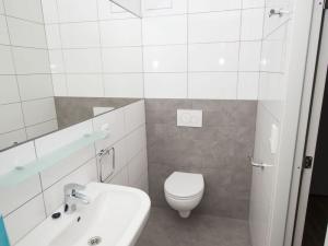 Pronájem bytu 1+kk, Praha - Smíchov, Radlická, 21 m2