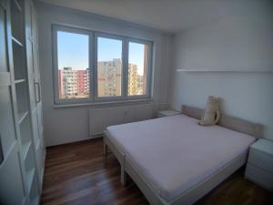 Pronájem bytu 2+kk, Tábor, Varšavská, 45 m2