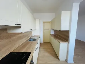 Prodej bytu 2+1, Šumperk, Banskobystrická, 90 m2