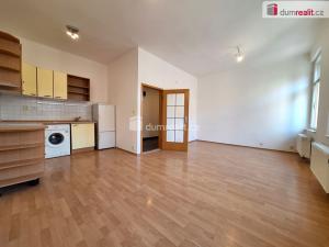 Pronájem bytu 2+kk, Praha - Holešovice, Kamenická, 51 m2