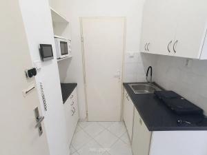 Pronájem bytu 1+kk, Praha - Nusle, Na bitevní pláni, 26 m2