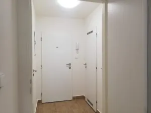 Pronájem bytu 1+kk, Praha - Vokovice, Na dlouhém lánu, 32 m2