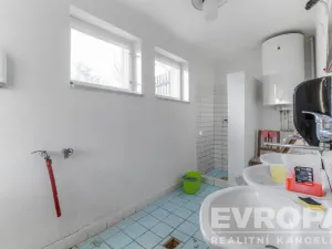 Prodej komerční nemovitosti, Maleč, okres havlíčkův brod, 1012 m2