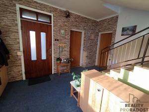 Prodej rodinného domu, Kostelec u Holešova, 168 m2
