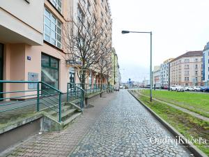 Pronájem bytu 1+kk, Praha - Libeň, Na žertvách, 32 m2