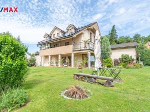 Prodej vícegeneračního domu, Černolice, Pod Hůrkou, 420 m2