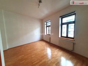 Pronájem bytu 1+kk, Praha - Břevnov, Na Petynce, 40 m2