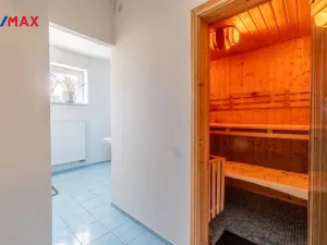 Prodej ubytování, Černolice, Pod Hůrkou, 420 m2