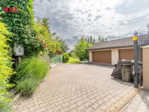 Prodej ubytování, Černolice, Pod Hůrkou, 420 m2