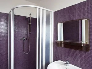 Prodej ubytování, Černolice, Pod Hůrkou, 420 m2