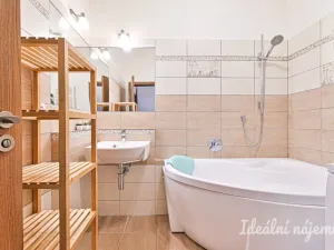 Pronájem bytu 2+kk, Brno - Zábrdovice, Stará, 60 m2