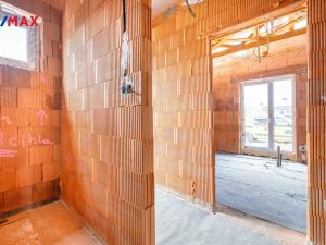 Prodej bytu 2+kk, Mutěnice, 76 m2