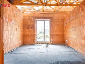 Prodej bytu 2+kk, Mutěnice, 76 m2
