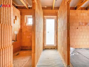 Prodej bytu 2+kk, Mutěnice, 76 m2