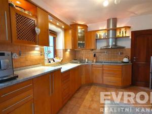 Prodej rodinného domu, Slatiňany - Škrovád, Škrovád, 295 m2