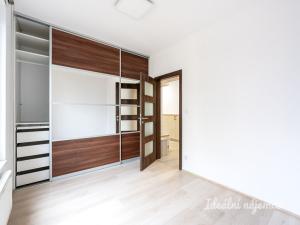 Pronájem bytu 3+kk, Praha - Čakovice, Theinova, 79 m2