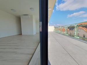 Pronájem bytu 3+kk, Praha - Nové Město, Na výtoni, 100 m2