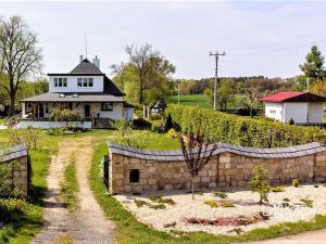 Prodej rodinného domu, Dlouhá Lhota, 235 m2