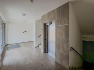 Prodej bytu 1+kk, Praha - Horní Měcholupy, Mantovská, 38 m2