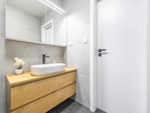 Prodej bytu 4+kk, Praha - Záběhlice, Ellnerové, 81 m2