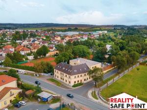 Prodej ubytování, Dobřany, Lipová, 820 m2