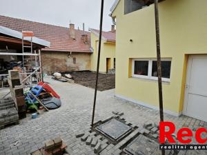 Prodej vícegeneračního domu, Krumvíř, 267 m2