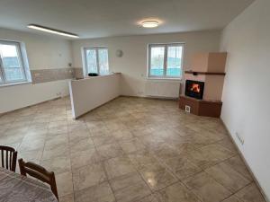 Pronájem rodinného domu, Úžice - Čekanov, 1300 m2