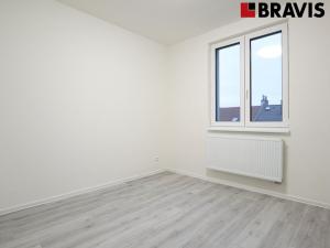 Pronájem bytu 2+kk, Brno - Černovice, Bolzanova, 42 m2