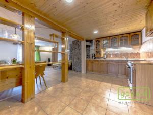 Prodej rodinného domu, Srní, 190 m2