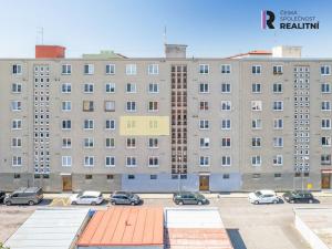 Prodej bytu 3+1, Znojmo, Bolzanova, 64 m2