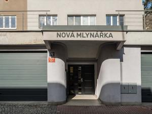 Pronájem bytu 2+kk, Praha - Smíchov, Holečkova, 50 m2