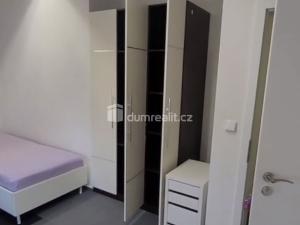 Pronájem bytu 1+kk, Praha - Hostavice, Pilská, 16 m2