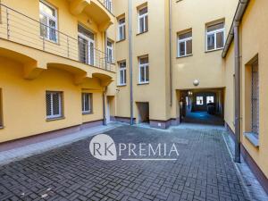 Pronájem bytu 3+1, Teplice, U Hadích lázní, 77 m2