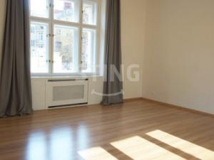 Pronájem bytu 1+kk, Praha - Strašnice, Saratovská, 32 m2