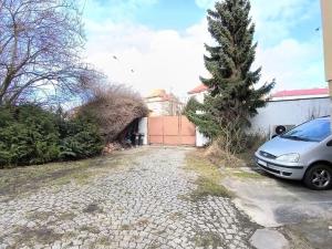 Prodej vícegeneračního domu, Praha - Libeň, Na Truhlářce, 670 m2