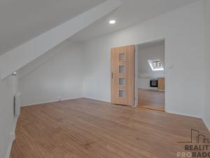 Pronájem bytu 2+kk, Znojmo, Kollárova, 65 m2