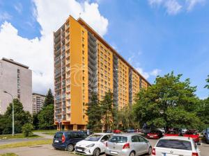 Prodej bytu 4+1, Praha - Kobylisy, Rajmonova, 90 m2